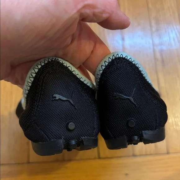 Puma Black and Green Ballet Flats brand new size 8.5 - Picture 3 of 9